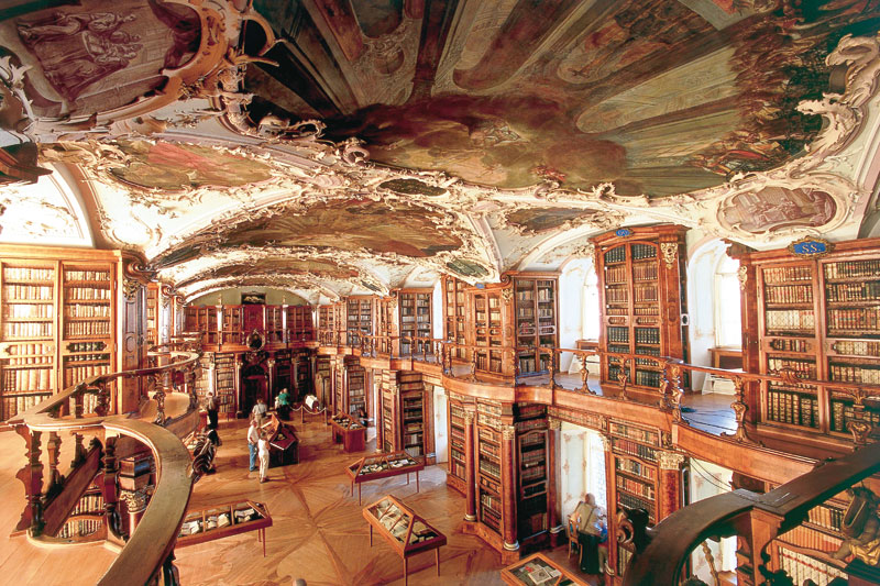 수도원과 기사단